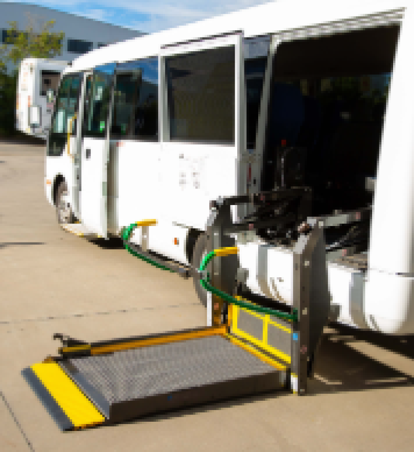 -33 Seat Wheelchair Accessible - Lift